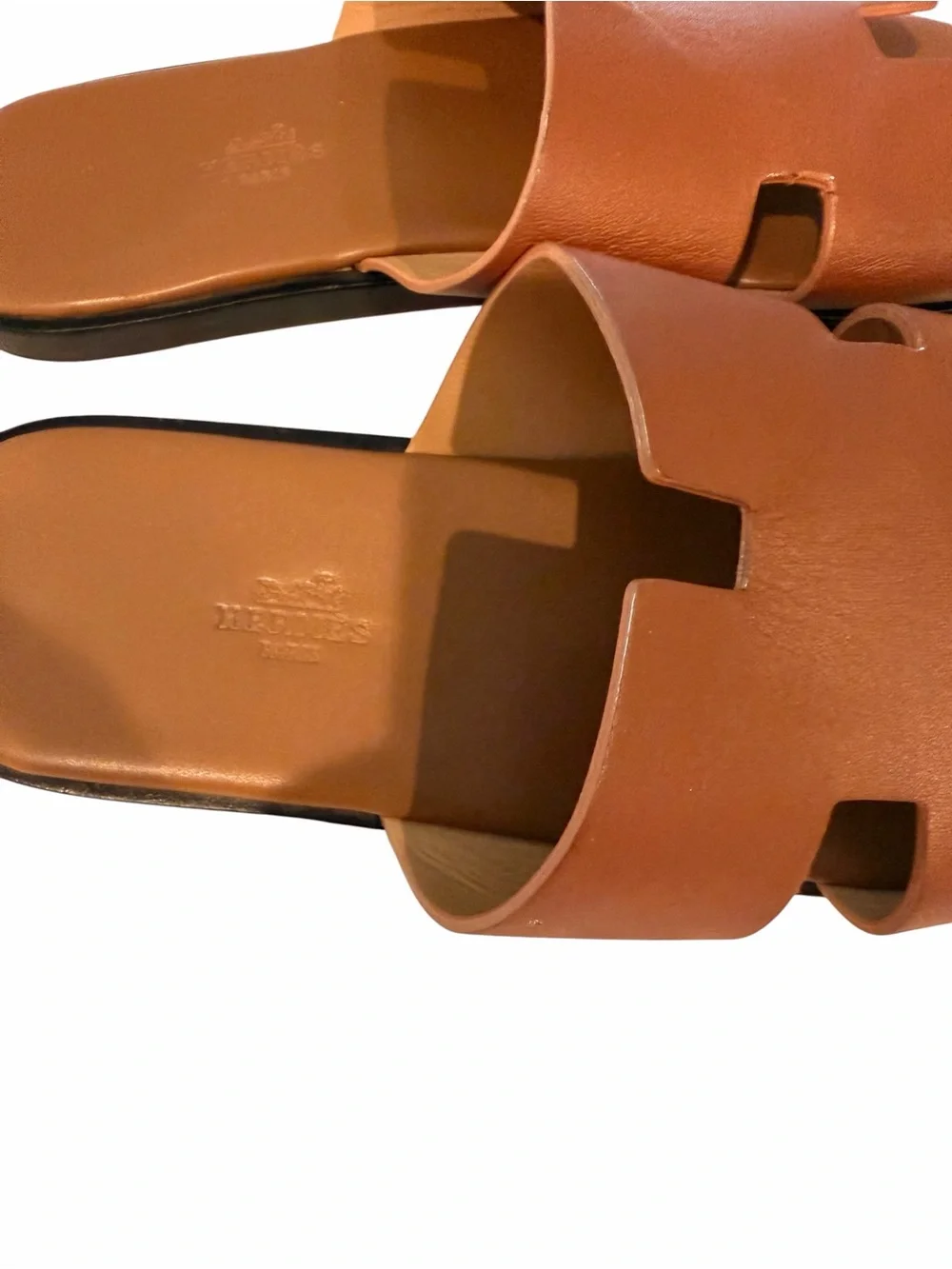 Hermes slides signature